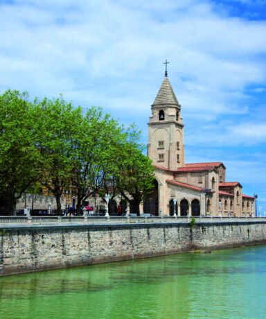 Iglesia de San Pedro en Gijón