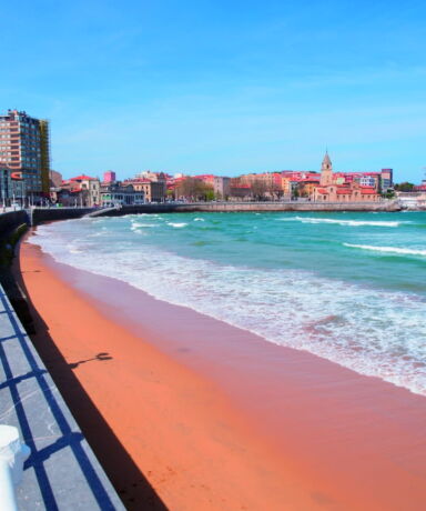 Playa de San Lorenzo en Gijón